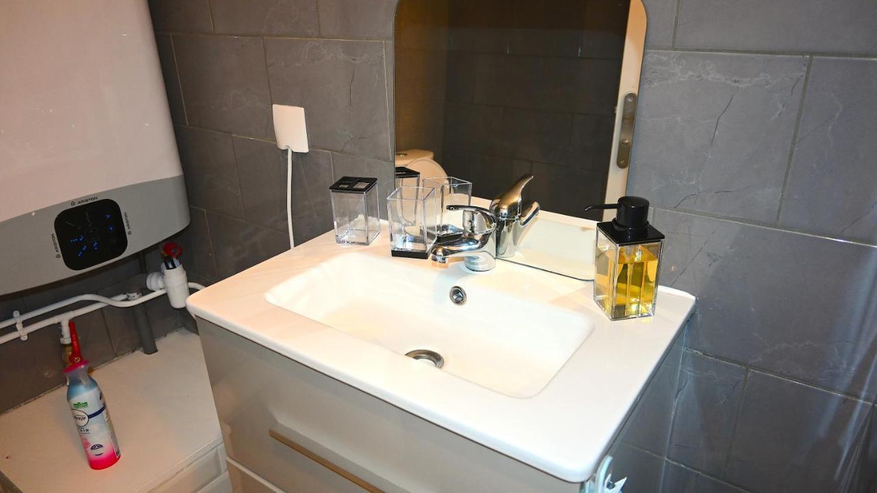 Apartamento Class&Tropical Appt 10Mn Aeroport Roissy Cdg Villeneuve-sous-Dammartin Exterior foto